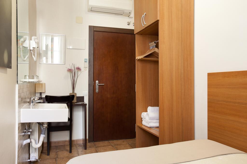 Pension Mariluz Barcellona Camera foto