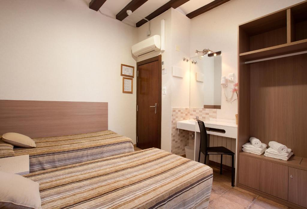 Pension Mariluz Barcellona Camera foto